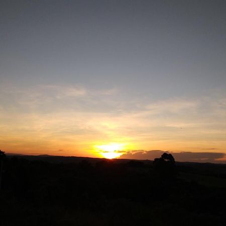 Pousada E Chales Por Do Sol São Tomé das Letras Bagian luar foto
